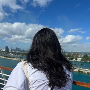 Meet your Posher, Dani